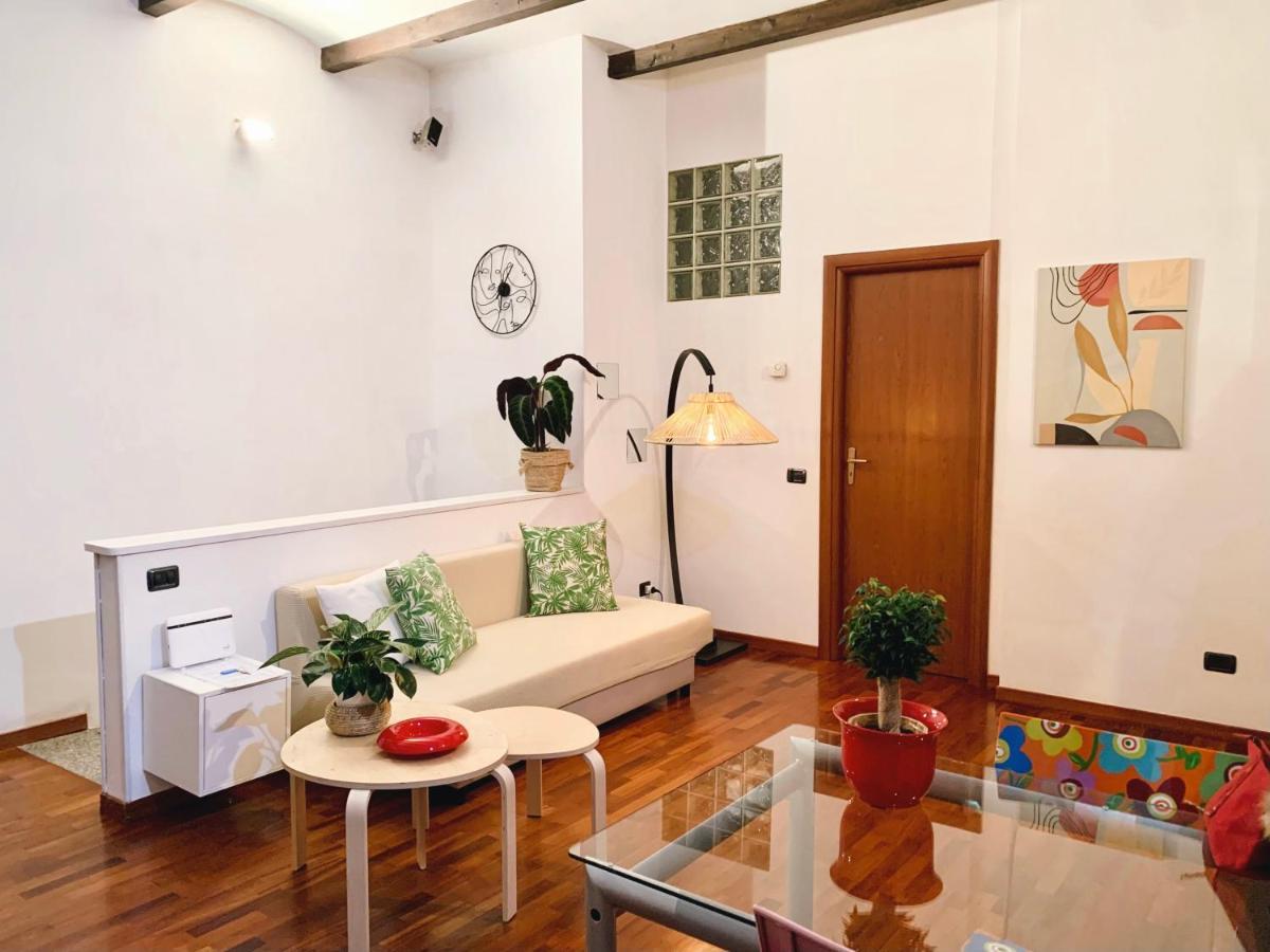 Comodo Loft Centrale - Pt Venezia Apartamento Milán Exterior foto